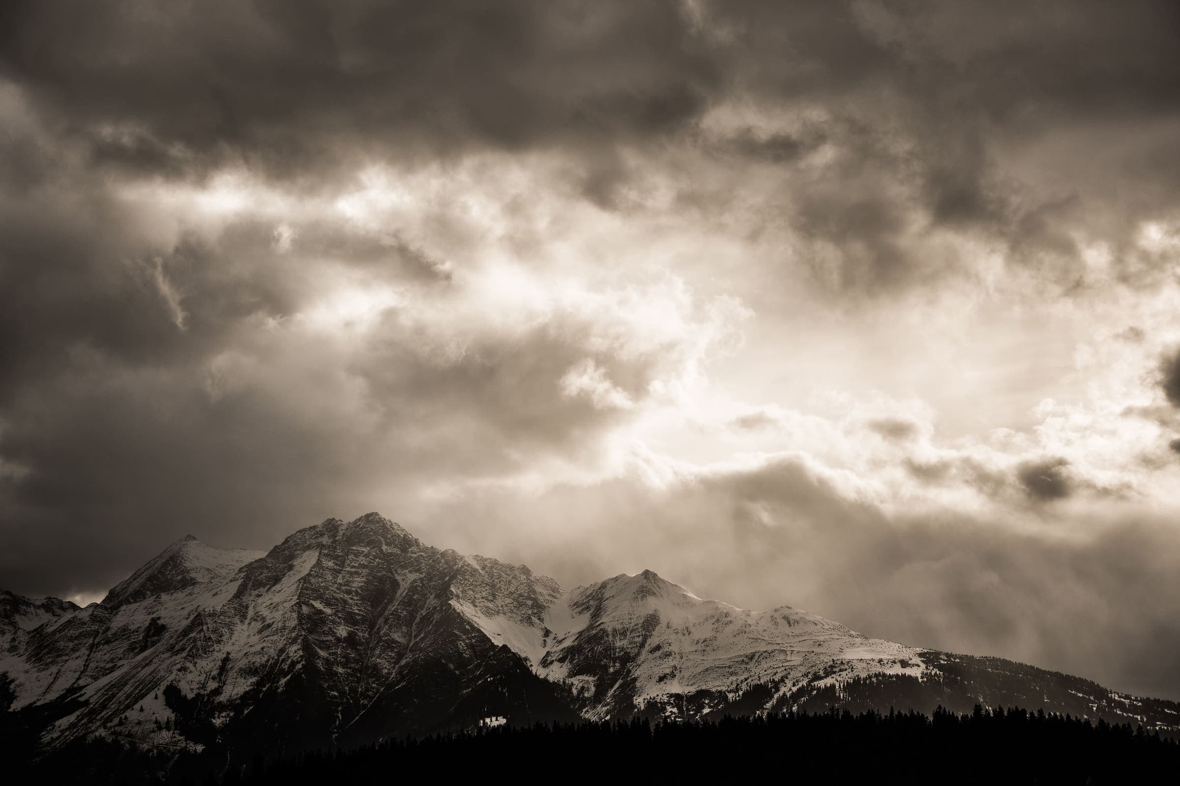 Flims country on the Senda Sursilvana