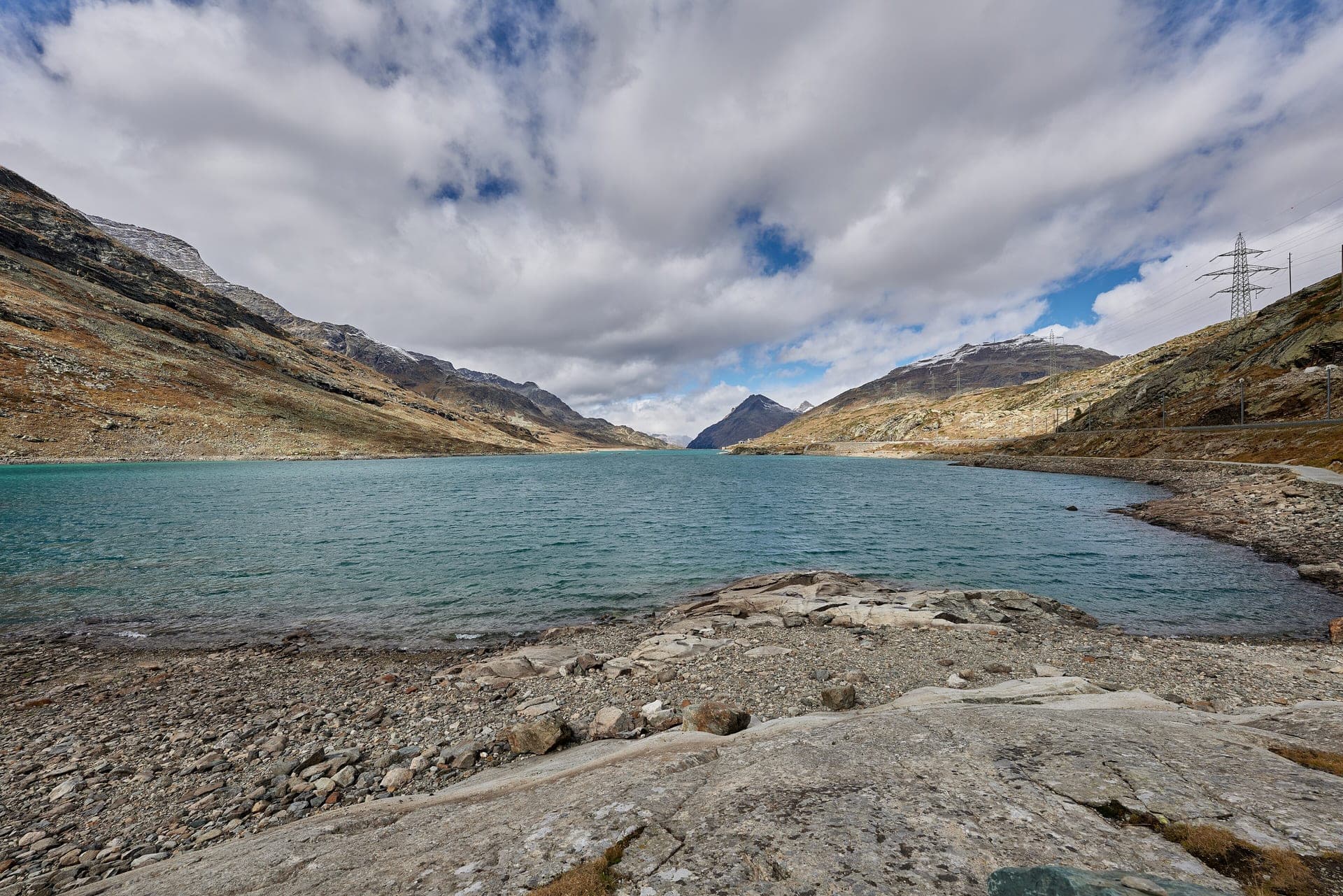 Lago Bianco on Via Albula/Bernina